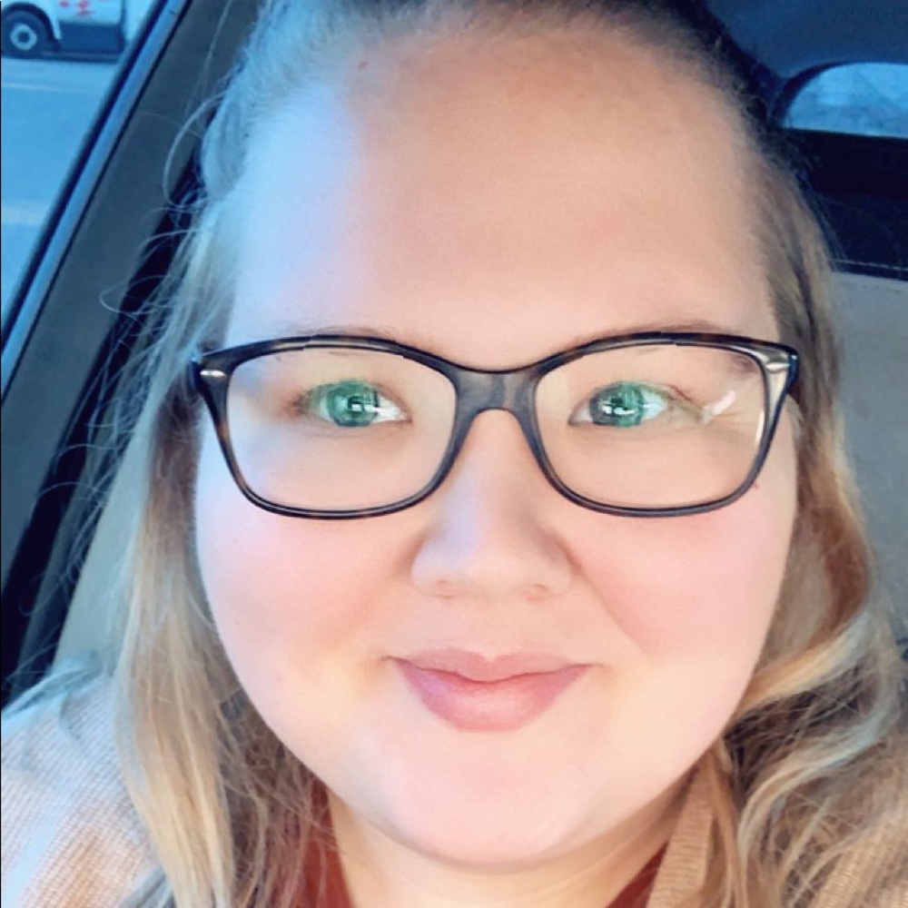 Meet your Posher, Leanne